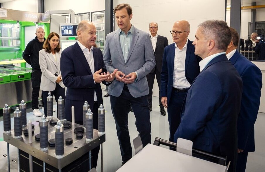 Eröffnung des Gigahubs von Quest One